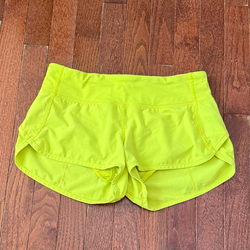 Bundle of (7) lululemon Speed Up Women's Shorts - Size 4 - Picture 4 of 8